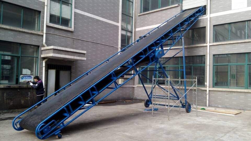 移動式皮帶輸送機(jī) 移動式皮帶輸送機(jī)